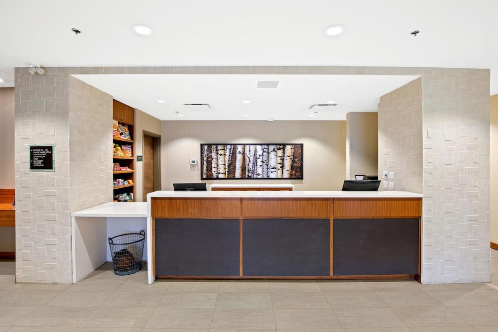 Mountain View Inn & Suites Sundre Eksteriør billede